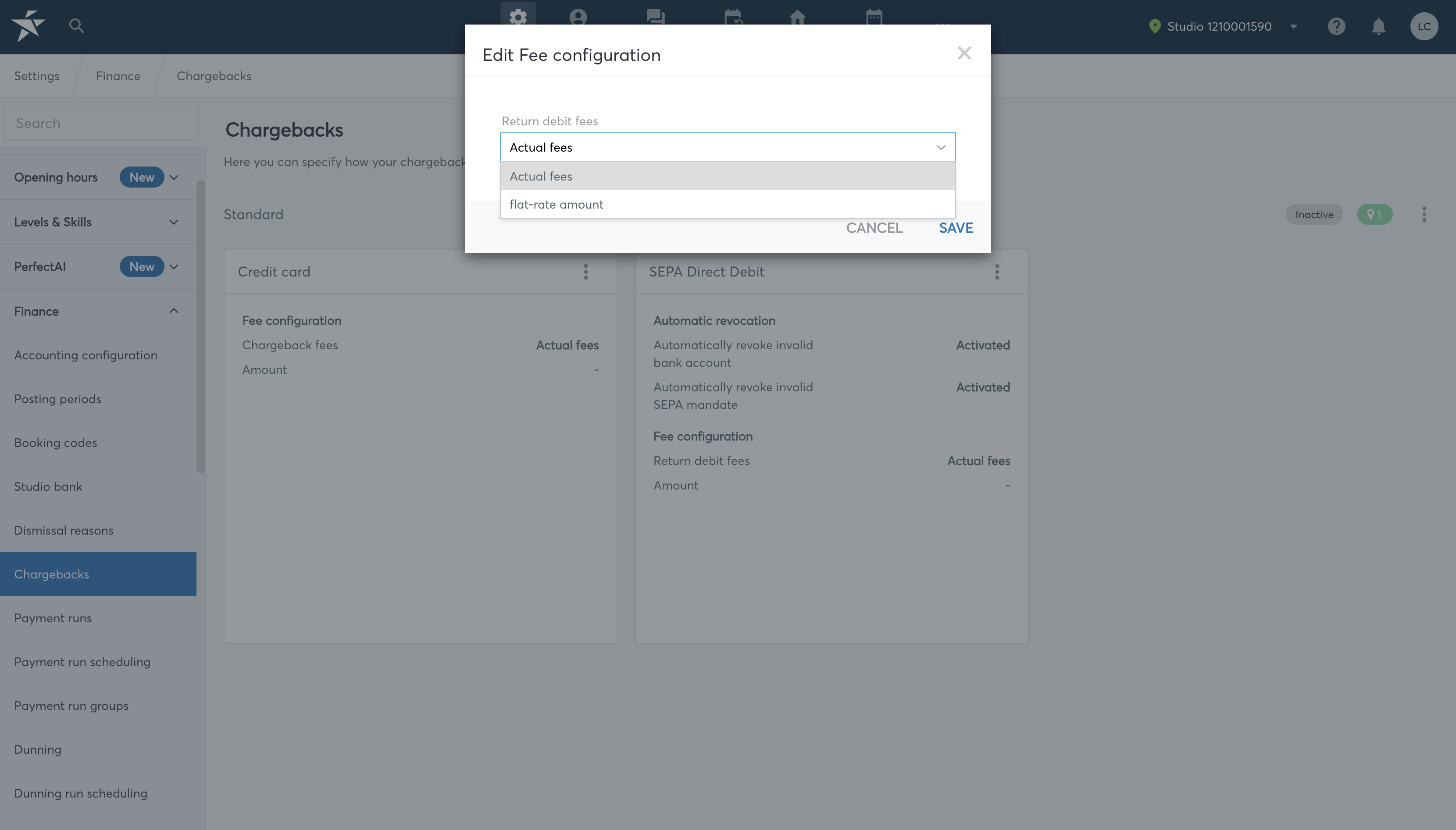 Edit Fee configuration dialog with the options Actual fees and Flat-rate amount