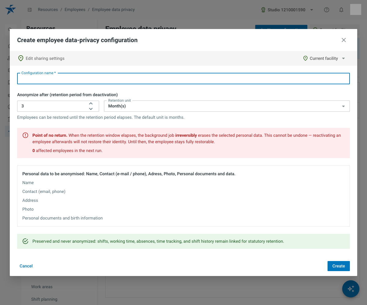 Dialog for editing an employee data privacy configuration with the retention period and the warning about irreversible erasure