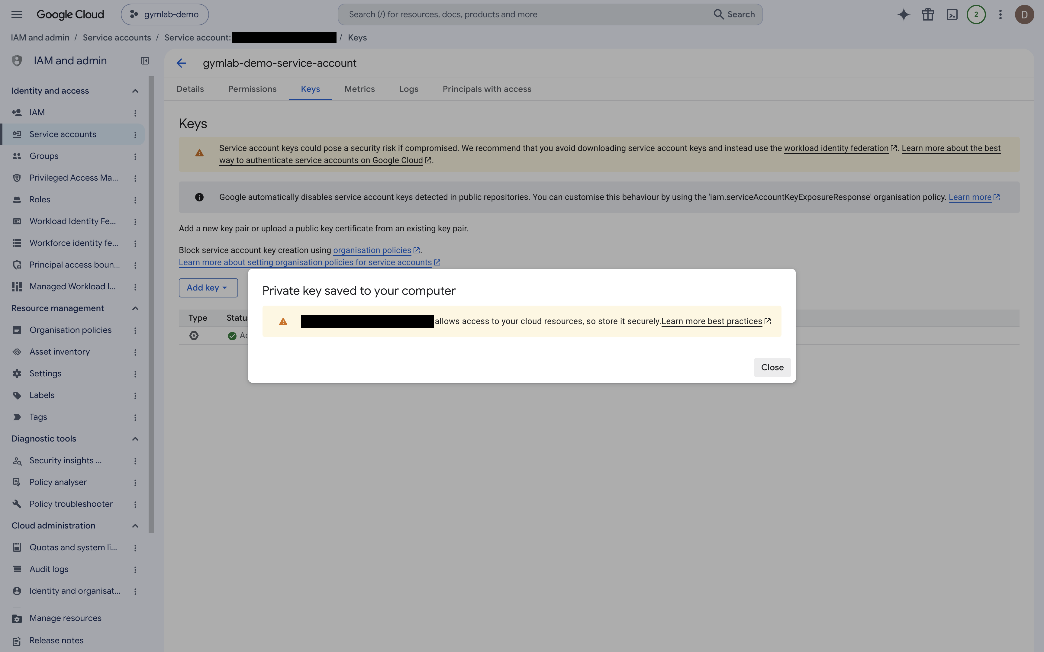 Aviso de clave privada creada y archivo JSON descargado en el equipo